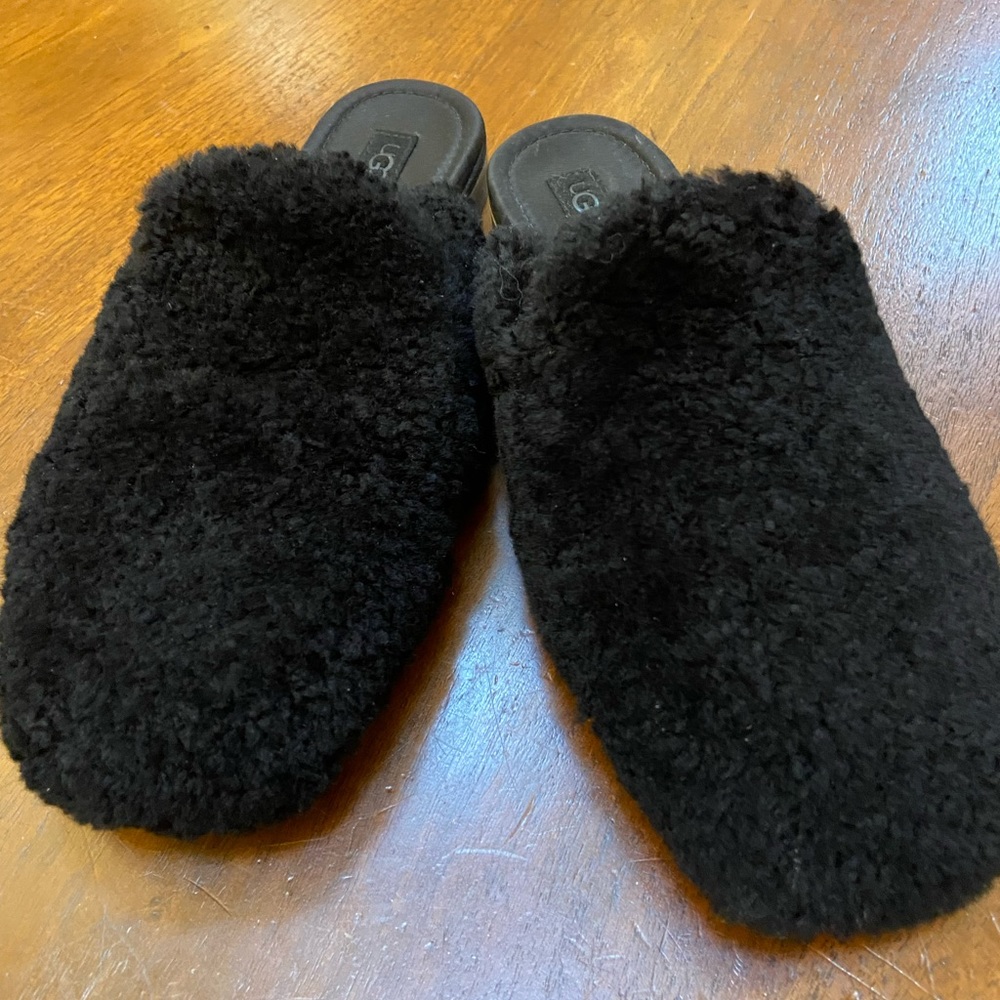 UGG Janaya Cozy Mule